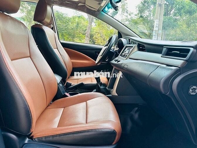 Toyota Innova 2018 2.0 E MT -98000 km