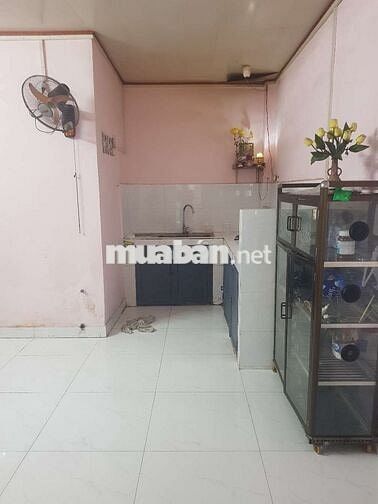 Cho thuê nhà nguyên căn gác lửng dt 5×18 có 2pn,2wc. Có nội thất