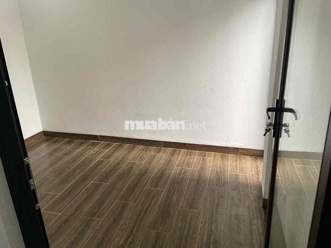 BÁN NHÀ 3 TẦNG 40M  XÂY MỚI KÍNH COONG - PHỐ BẮC CẦU - LONG BIÊN