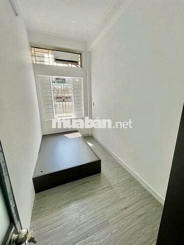 Phòng trọ 30m2 đường Nguyễn Kiệm, Phú Nhuận