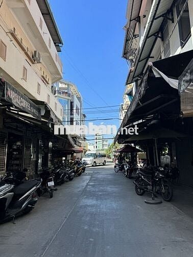 bán nhà hẻm 8m thông Nguyễn Ngọc Nhựt(4x30m 9 Phòng) 8.8 tỷ TL