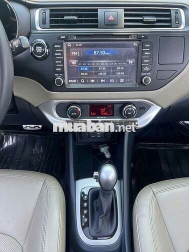 KIA RIO 2015 1.4 AT Hatchback - 46000 km