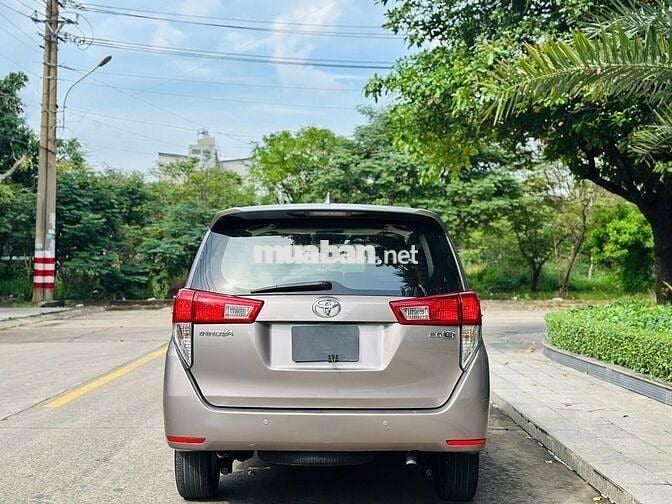 Toyota Innova 2018 2.0 E MT -98000 km