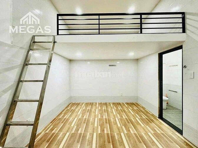 Cho Thuê Phòng Gác 30m2 Ở Được 3-4 Người Ngay ĐH Văn Hiến Tân Phú