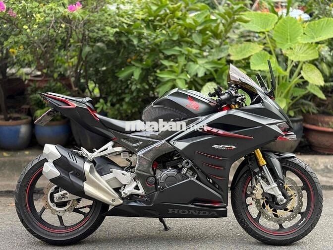 Honda cbr250rr 2020 1 chủ odo 7k6 , zin keng 9 chủ