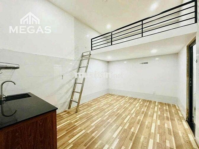 Cho Thuê Phòng Gác 30m2 Ở Được 3-4 Người Ngay ĐH Văn Hiến Tân Phú