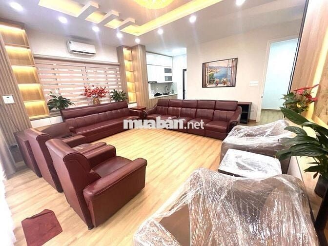 NHÀ 5 TẦNG THANG MÁY - 2 MẶT THOÁNG - ĐÊ LA THÀNH TRUNG TÂM ĐỐNG ĐA