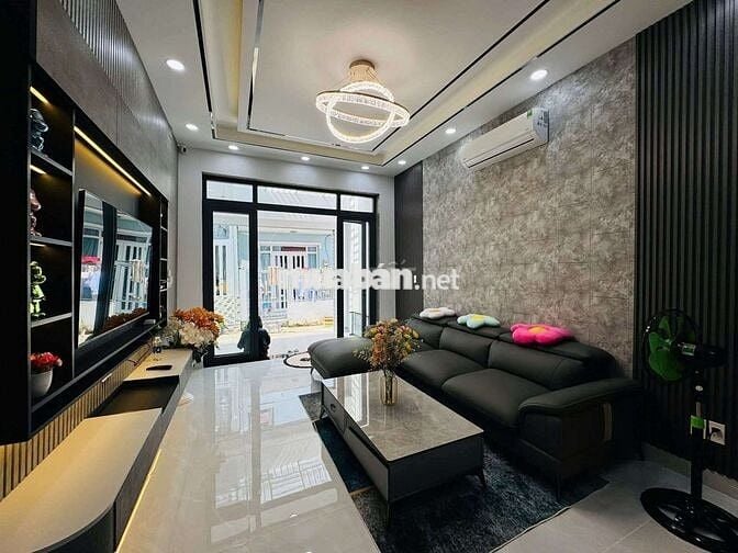 7,450 Tỷ TL nhà 2 lầu sân thượng hẻm 41/ Chuyên dùng chính quận 7
