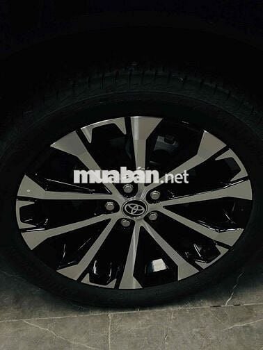 Toyota Veloz Cross 2022 CVT Top - 28000 km