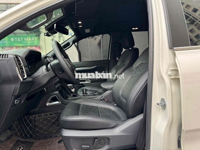 Ford Everest 2023 Titanium 2.0L 4x2 AT - 50000 km