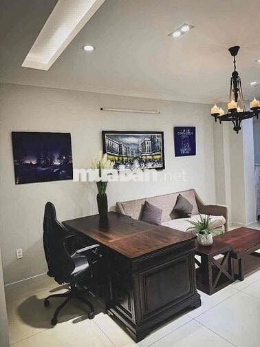 Cho Thuê Villa phong cách Tây Âu Thủ Dầu Một - Nhà 1 hầm 1 trệt 2 lầu