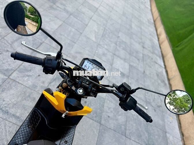 Zoomer X 2014