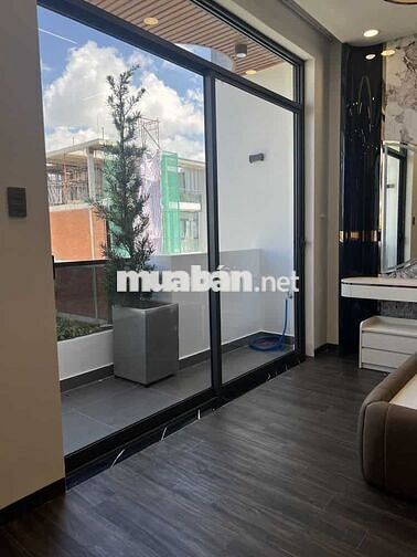 Nhà mới full NT có thang máy, 4 tầng, 5 PN, 3WC, Phú Mỹ, Q7, 90M2 18Tỷ