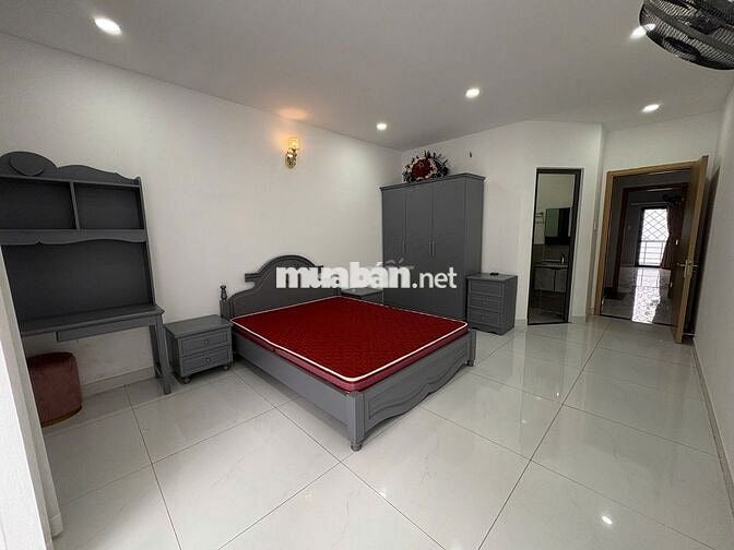 HH 1% AE nhận đủ, Bán nhà khu 55 Nguyễn Sơn. (4x18m 4 tầng), giá 13 tỷ