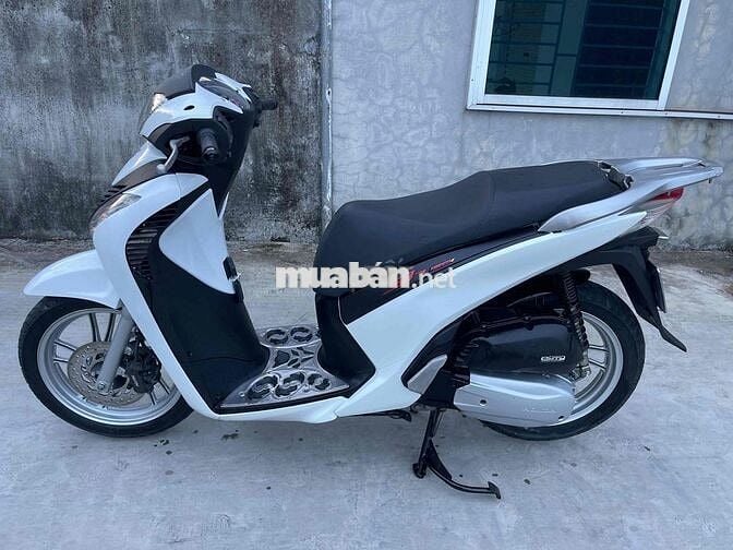 Cần bán sh 150 máy zin 1 chủ lêb fom ý
