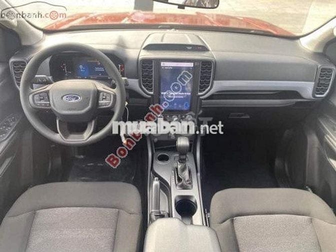Ford Ranger XLS 2.0L 4x2 AT 2025
