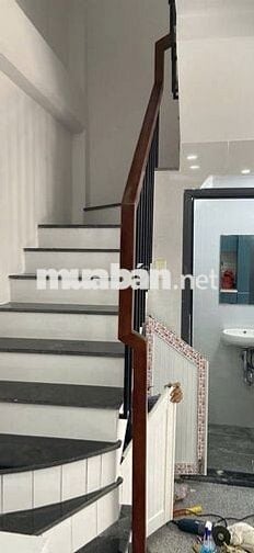 CHO THUÊ NHÀ MẶT TIỀN GÒ DẦU – TRỆT LỬNG 2 LẦU – 3PN 3WC – GIÁ 15TR