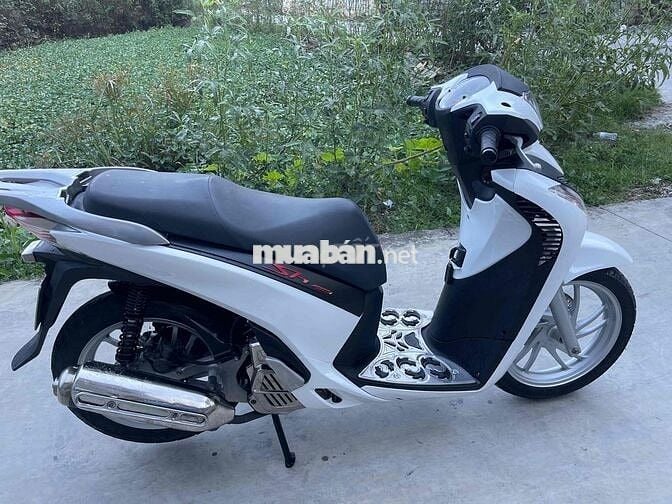 Cần bán sh 150 máy zin 1 chủ lêb fom ý