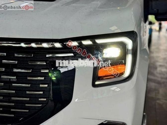 Ford Transit Premium+ 2025