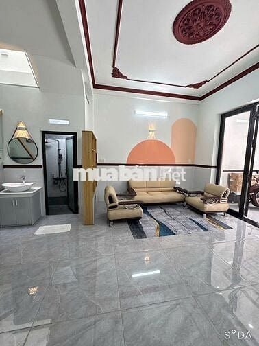 Xe hơi đậu trong nhà, nhà bao đẹp mà rẻ