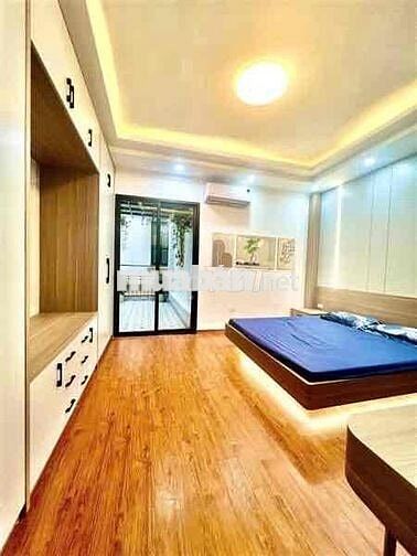 Bán nhà phố Trường Chinh - 5 tầng 50m2 , Mt 4,5m ,ngõ thông , nở hậu