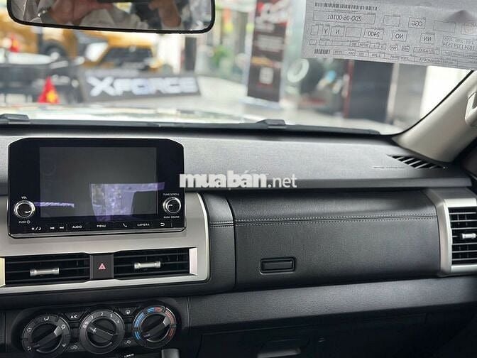 Mitsubishi Triton giảm 100 bạ + phụ kiện+bảo hiểm