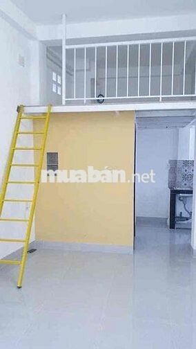 căn hộ 4 tầng mt Phan Khoang doanh thu 50tr/1 tháng