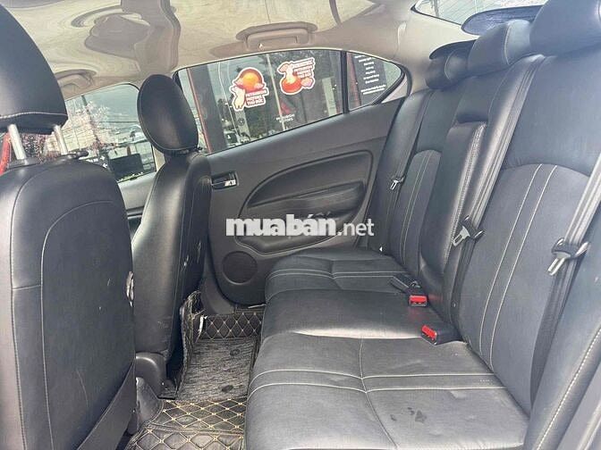 Mitsubishi Attrage 2022 Premium 1.2 CVT - 60000 km