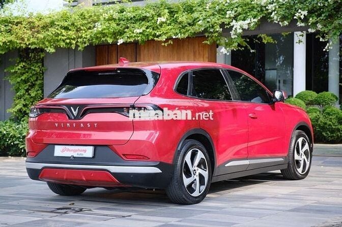VinFast VF8 2023 Eco - 70000 km