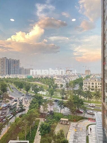 Chính chủ bán căn hộ VIP Masteri 3PN 75m2 full đồ cao cấp siêu đẹp