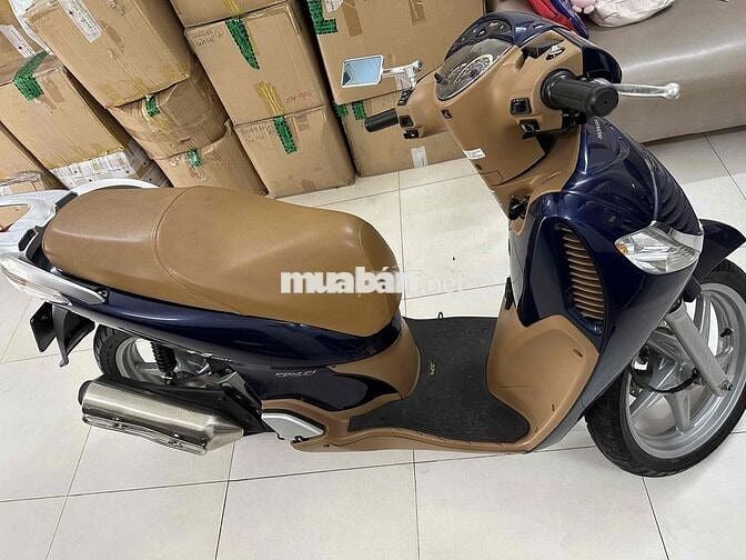 SH150 Người đẹp Ý