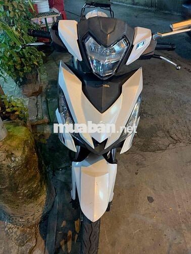 Winner 150 trắng đen. bstp . dàn áo còn mới.