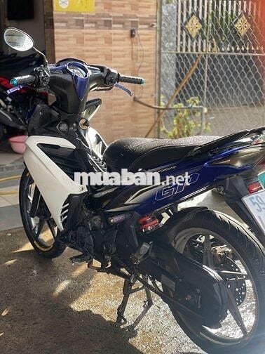 Xe máy Yamaha Exciter 135 côn tay 2012