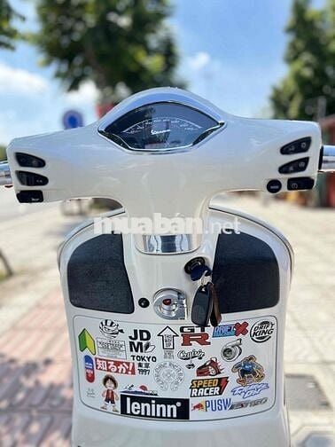 Cần bán vespa gts 150cc 2022 đẹp lướt