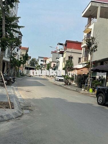 CẦN BÁN ĐẤT PHÚC LỢI LONG BIÊN HÀ NỘI.