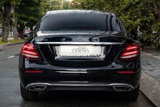 Mercedes E200 Model 2020 - Đen Nâu - 1 chủ