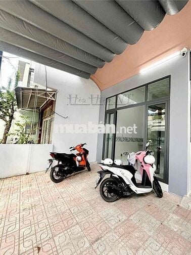 Mặt Tiền KD Spa, Nails, Giặt Sấy