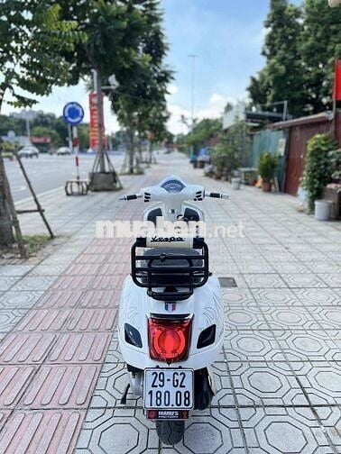 Cần bán vespa gts 150cc 2022 đẹp lướt