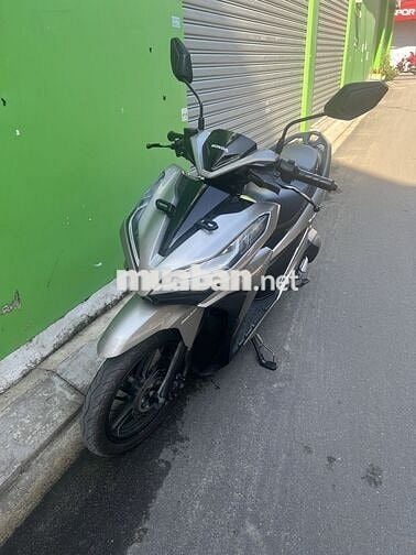 Bán Vario 2019 nhập  Máy zin( chính chủ)