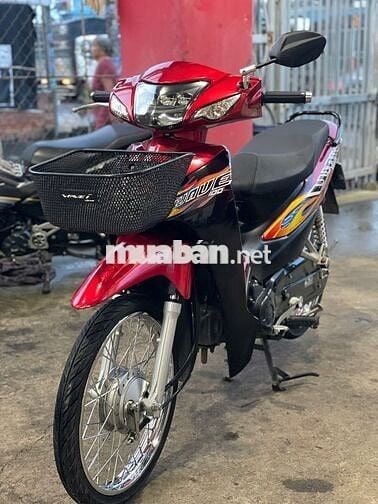 Xe máy Honda Wave 100 màu đỏ sản xuất 2023