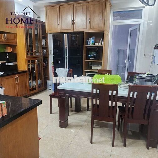 SIÊU VỊ TRÍ NGÃ TƯ CHỢ TÂN HƯƠNG – NHÀ MỚI ĐẸP, 4 TẦNG, GIÁ 26TR/THÁNG
