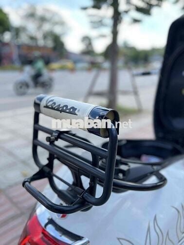 Cần bán vespa gts 150cc 2022 đẹp lướt