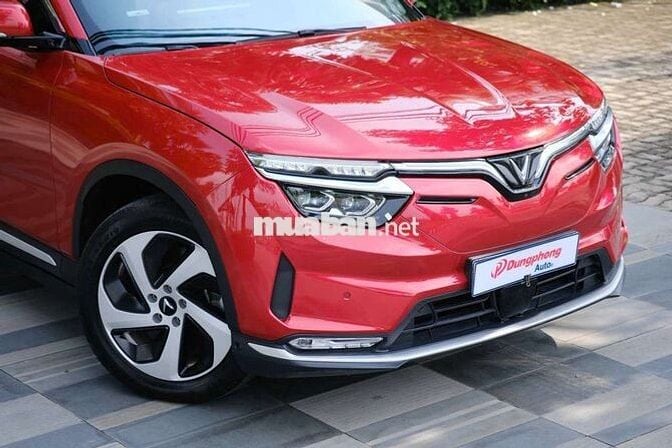 VF8 #2023 Eco bản Mua Pin - 70000 km