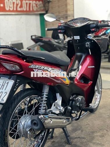 Xe máy Honda Wave 100 màu đỏ sản xuất 2023