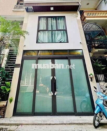 CHÍNH CHỦ BÁN ĐẤT TẶNG NHÀ 7 TẦNG THANG MÁY - DÒNG TIỀN 70 TR/THÁNG! CHÍNH CHỦ BÁN ĐẤT TẶNG NHÀ 7 TẦNG THANG MÁY - DÒNG TIỀN 70 TR/THÁNG!