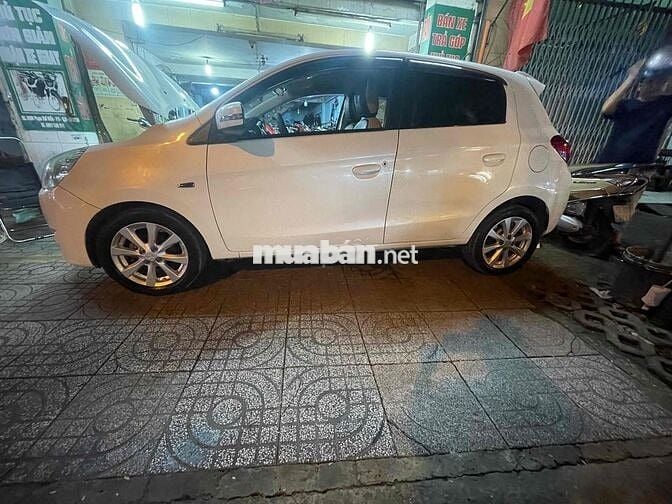 Mitsubishi Mirage 2015 1.2 AT - 90000 km