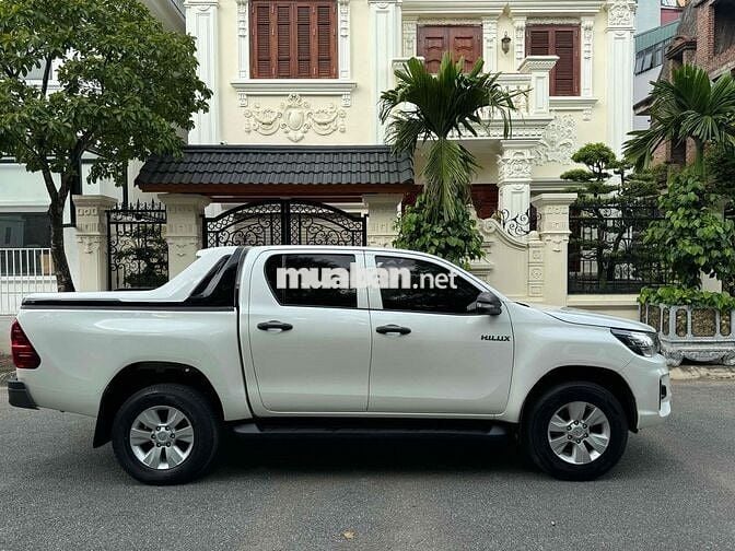 TOYOTA HILUX 2.4E STĐ MÁY DẦU SX 2019