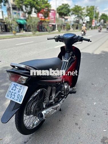 Sirus đỏ đen ,máy ngon ,chạy mạnh