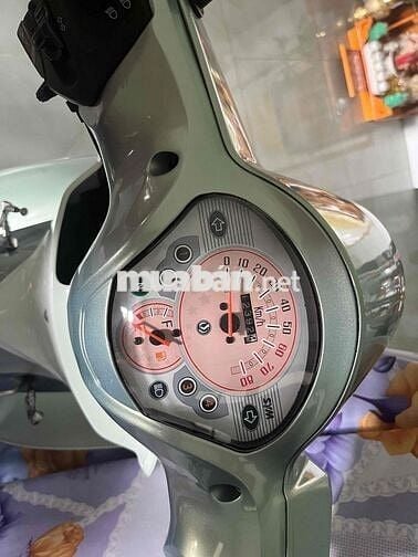 Bán xe 50cc zin 100% đầy đủ giấy tờ( chính chủ)