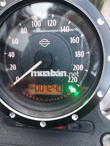 Harley davidson iron 883